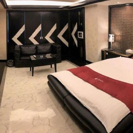 Prime Hotel Fulula プライムホテル フルーラ (Adults Only) Осака Экстерьер фото