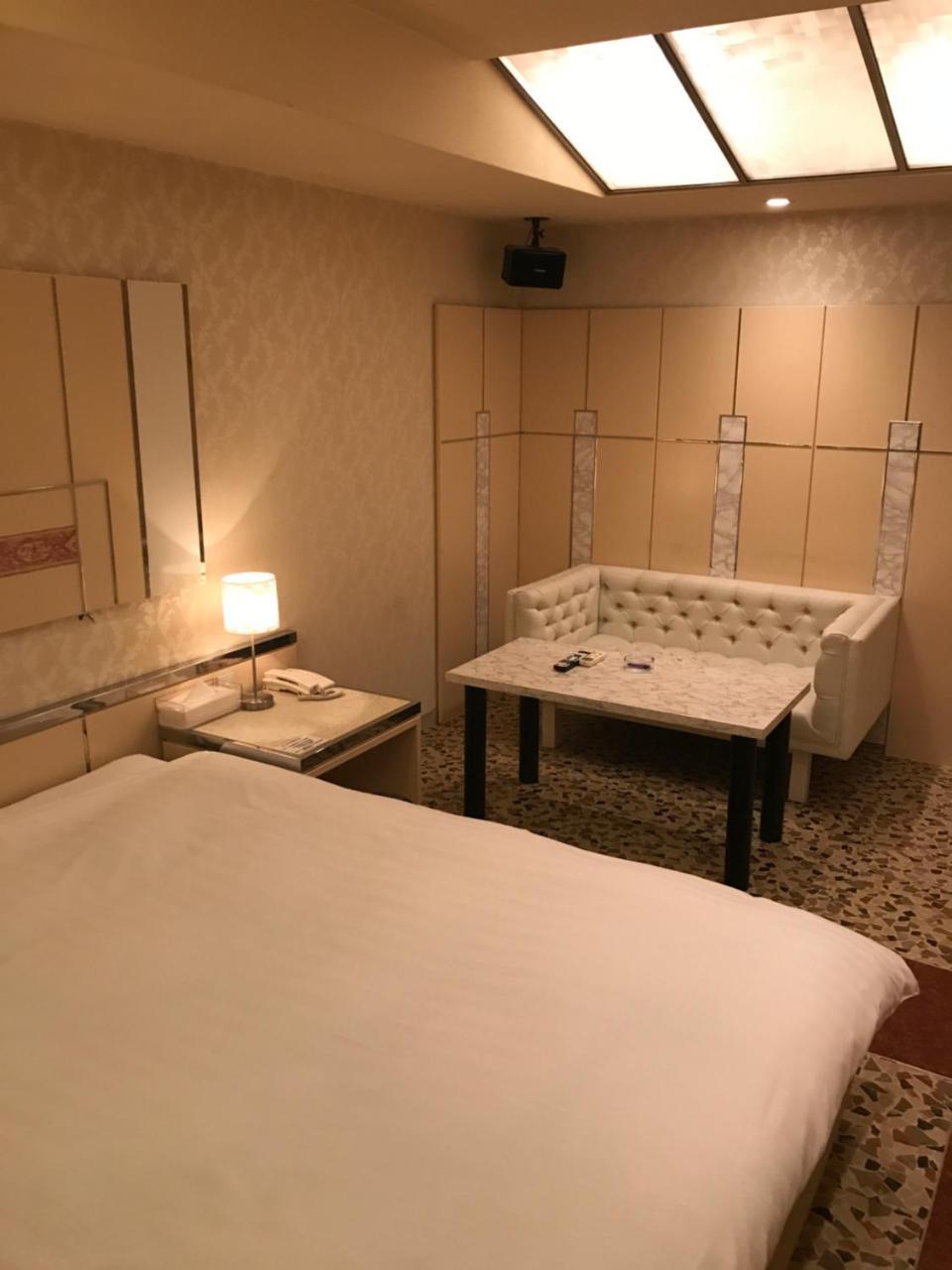 Prime Hotel Fulula プライムホテル フルーラ (Adults Only) Осака Экстерьер фото